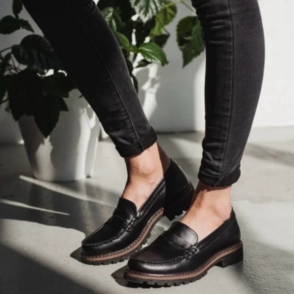 Madewell Black Leather Corrine Lugsole Loafers - Picture 2 of 7